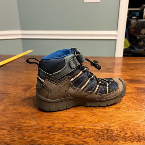 KEEN Kids' Blue and Brown Sneakers boots waterproof size 11 - Picture 2 of 12